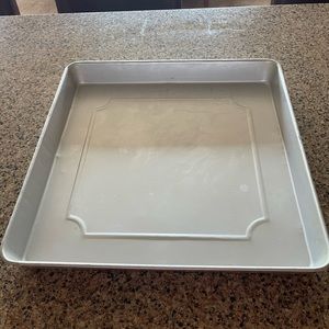 Gently used cake pan